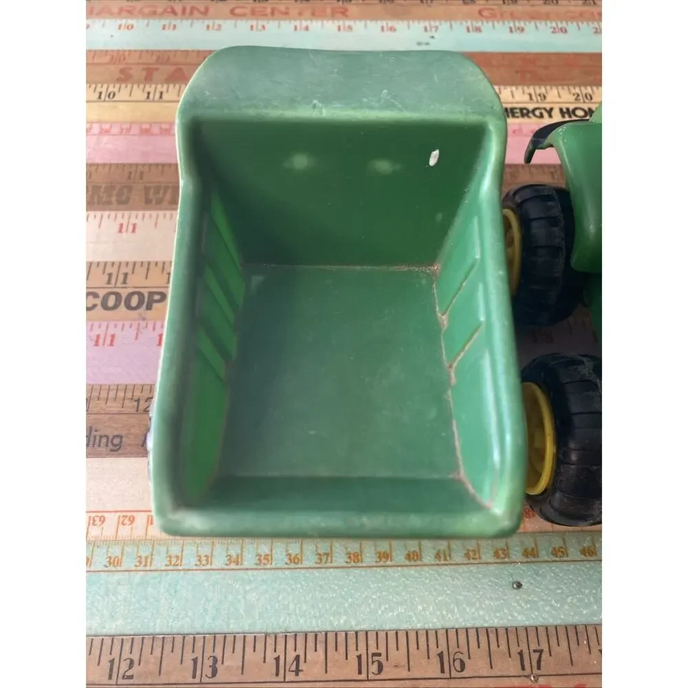 JOHN DEERE KIDS BIG SCOOP DUMP TRUCK TOY PLASTIC 6